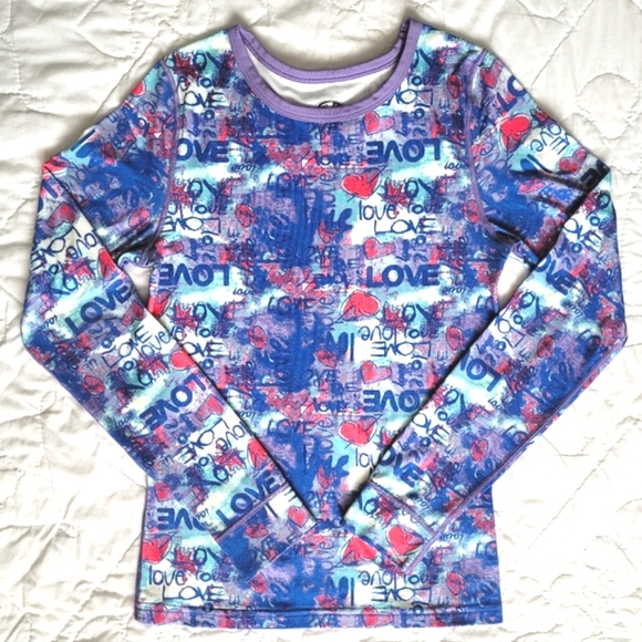 2/$15 ๐ผ Athletic Works Love & Hearts Top - Picture 1 of 5